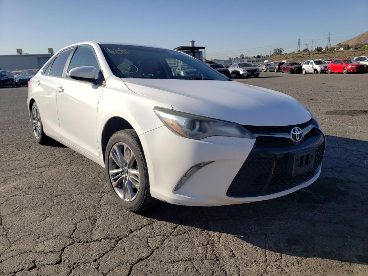 TOYOTA CAMRY LE 2015 with VIN 4T1BF1FK6FU965576 - Photo from auction