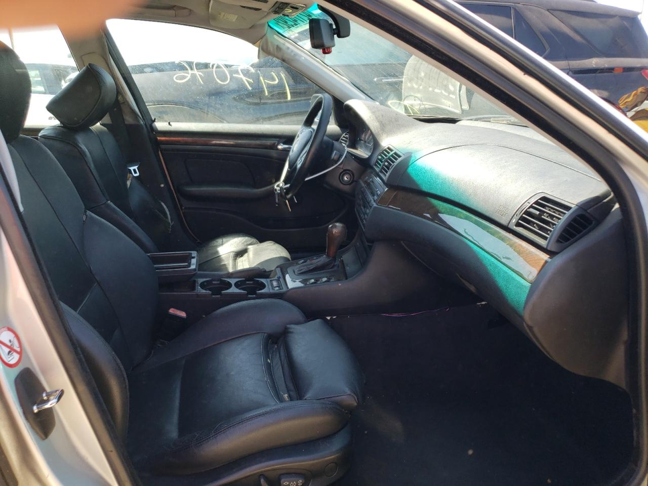 صورة رقم 5 من المزاد - 2002 BMW 325 I مع VIN WBAET37422NG81131