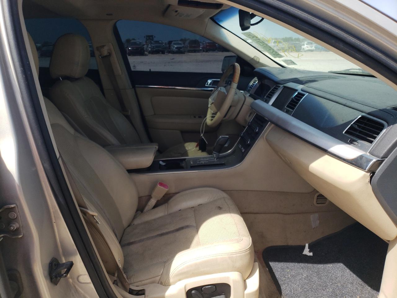 Photo 5 from auction – 2009 LINCOLN MKS with VIN 1LNHM93R49G630271