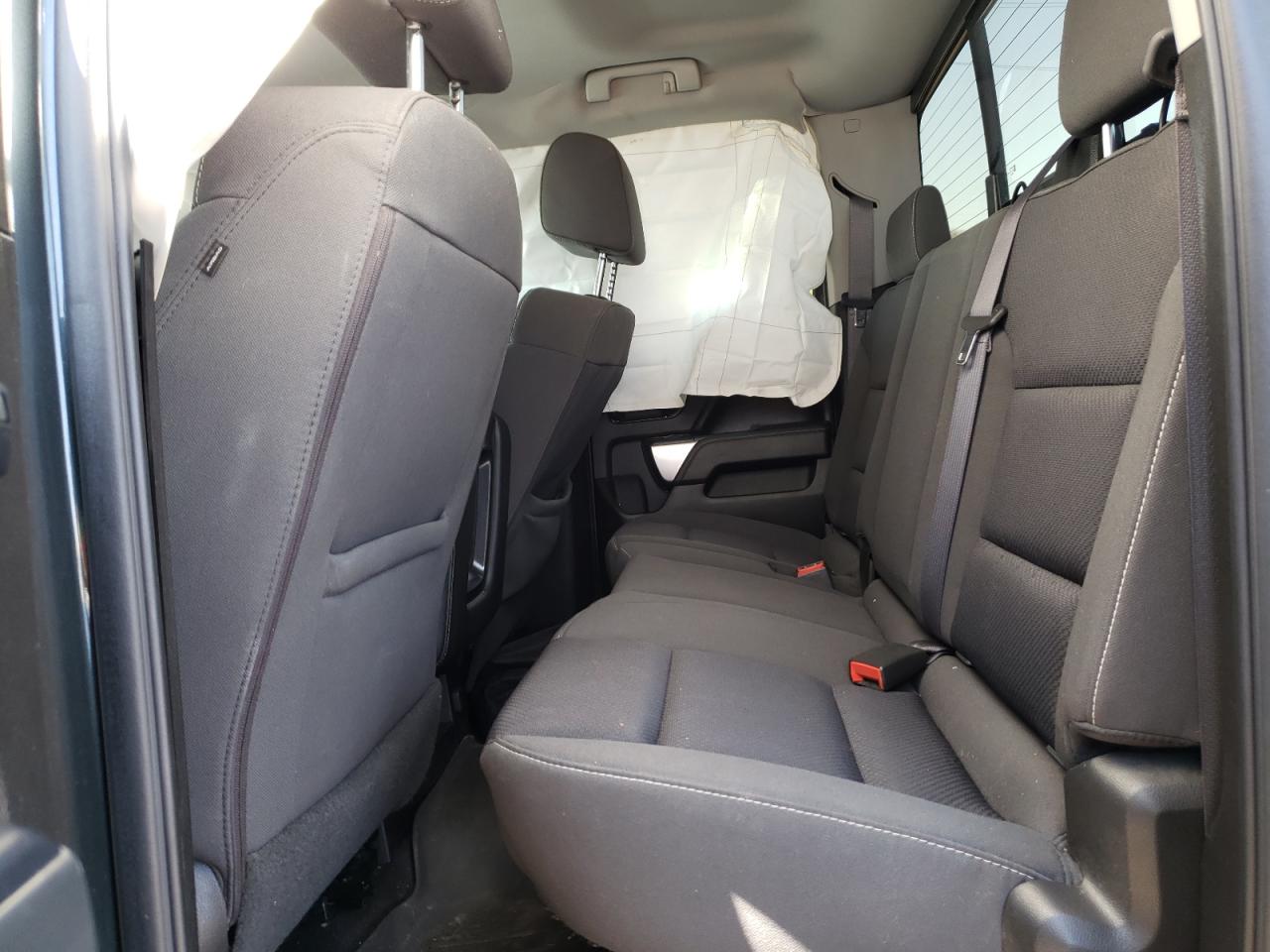 Photo 6 from auction – 2017 CHEVROLET SILVERADO with VIN 1GCVKREC5HZ237078