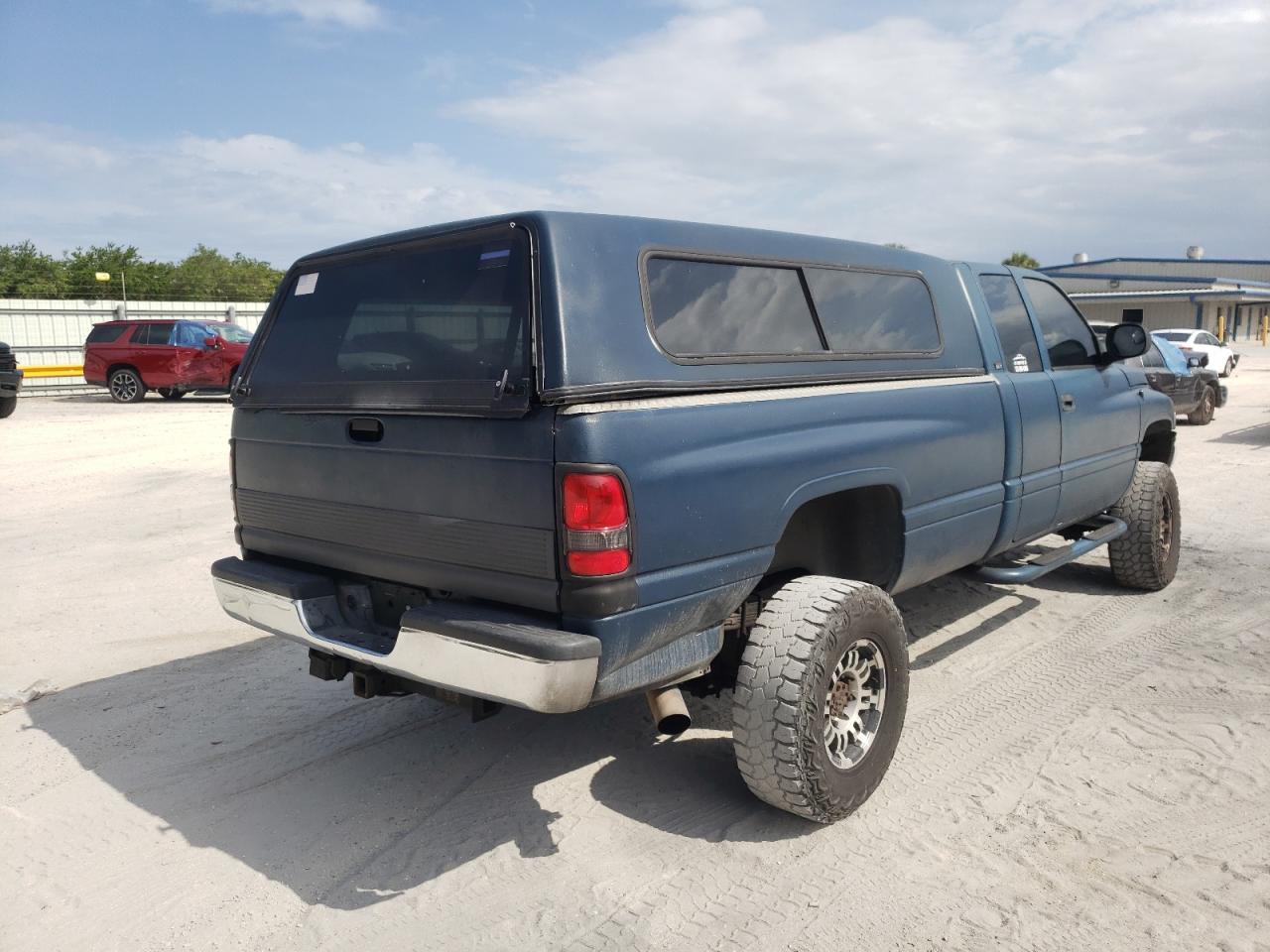 Photo 4 from auction – 2001 DODGE RAM 2500 with VIN 3B7KF23651G209296