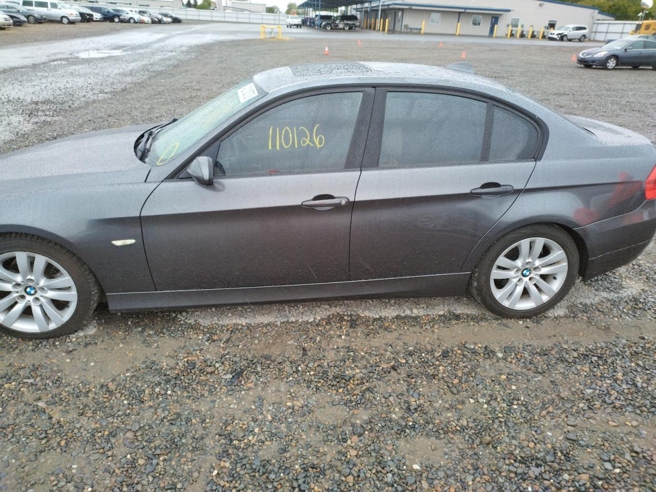 Photo 9 from auction – 2006 BMW 325 I with VIN WBAVB13516KX66178