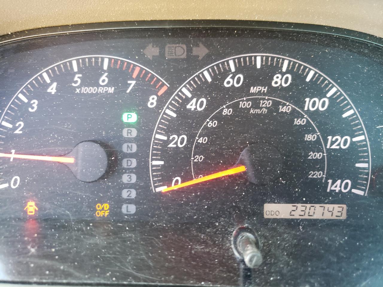 Photo 8 from auction – 2005 TOYOTA CAMRY LE with VIN 4T1BE32K85U061165
