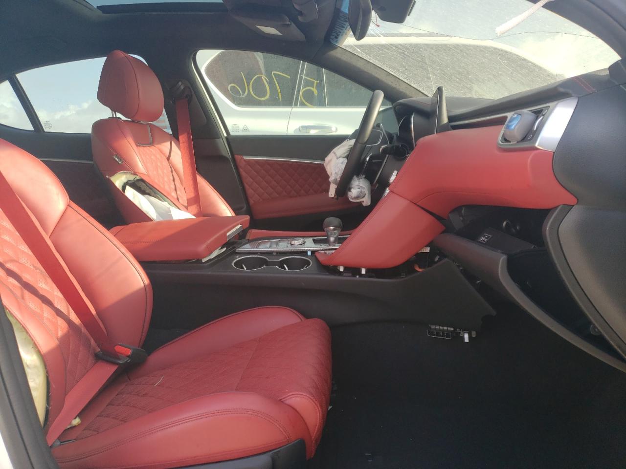 Photo 5 from auction – 2022 GENESIS G70 LAUNCH with VIN KMTG14TE3NU082950