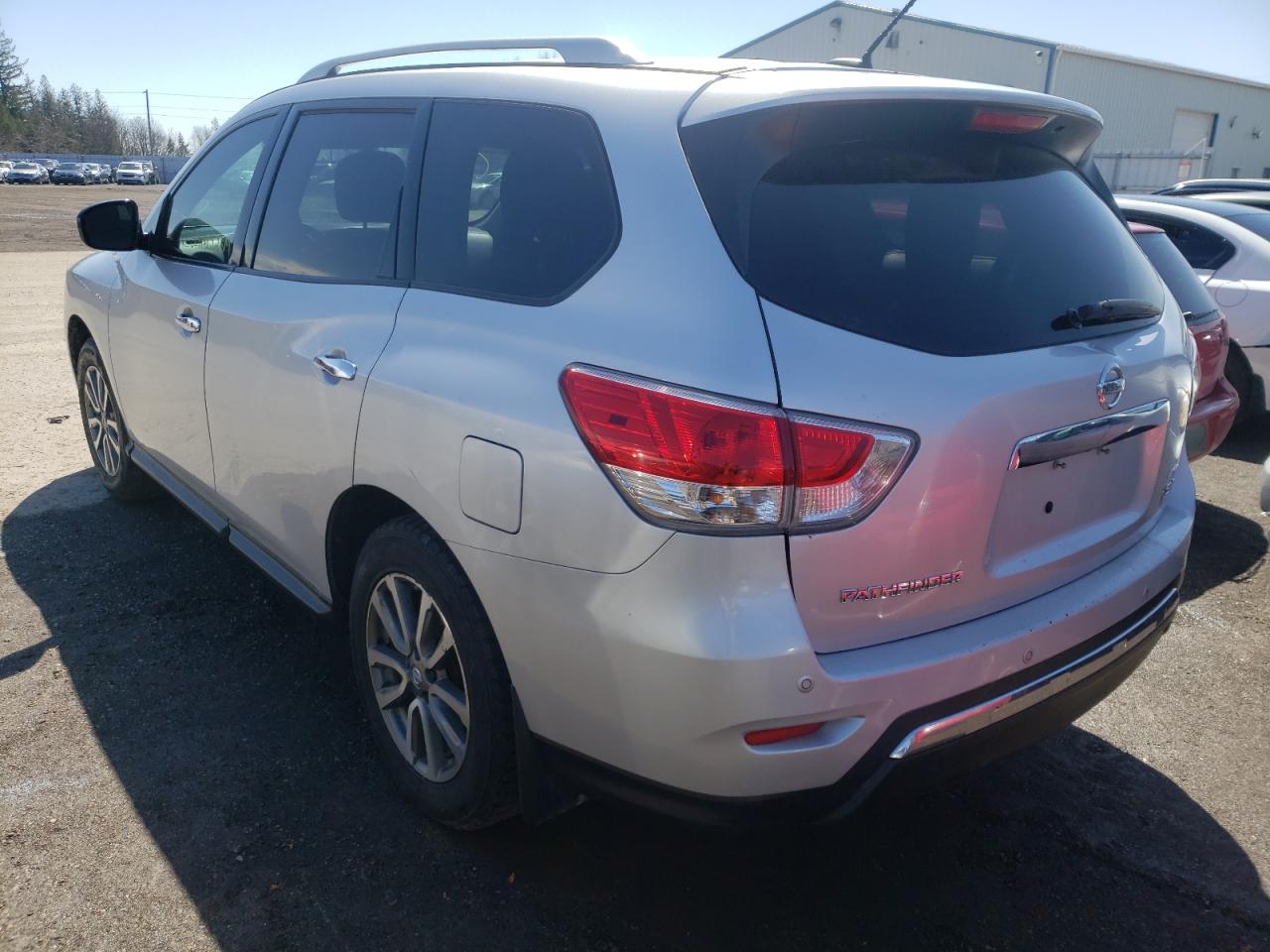 Photo 3 from auction – 2014 NISSAN PATHFINDER with VIN 5N1AR2MM4EC600685