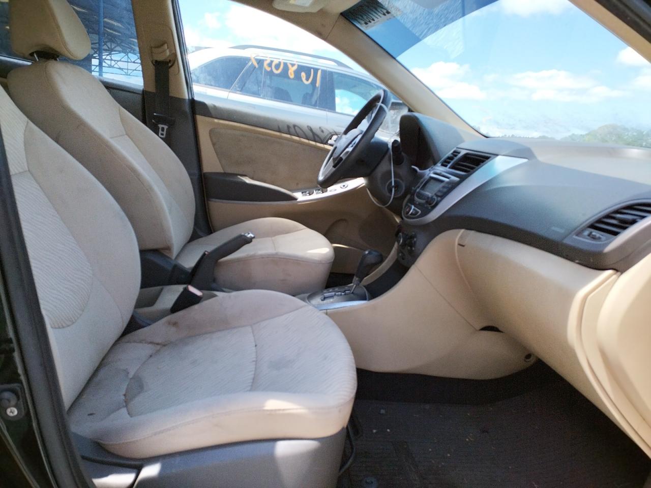 Photo 5 from auction – 2012 HYUNDAI ACCENT GLS with VIN KMHCT4AE4CU070230