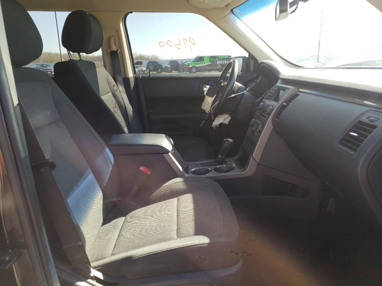 Photo 5 from auction – 2016 FORD FLEX SE with VIN 2FMGK5B85GBA13159