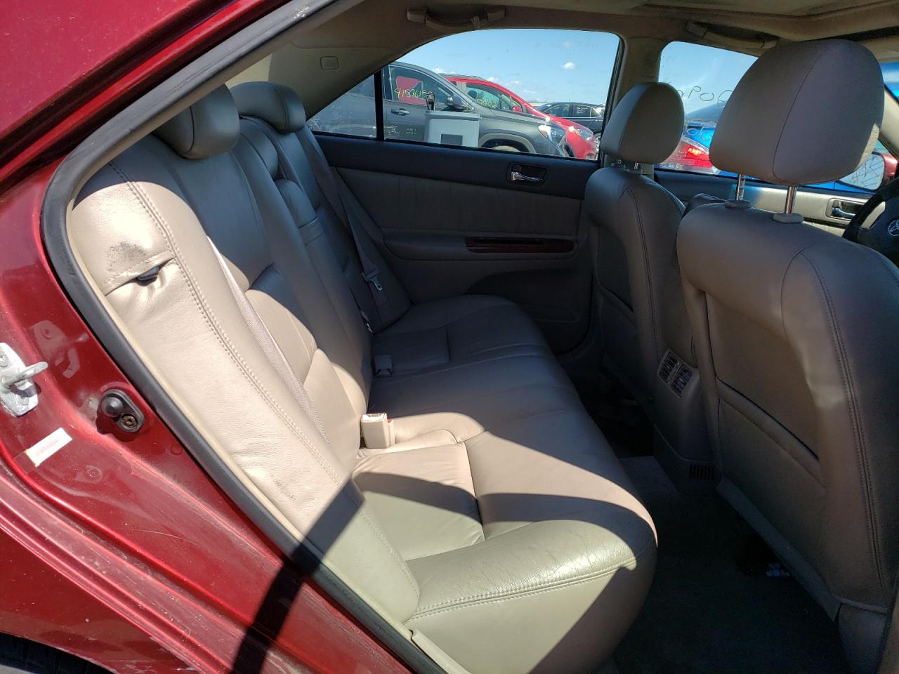Photo 6 from auction – 2003 TOYOTA CAMRY LE with VIN 4T1BF30K43U046403