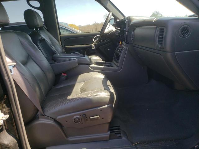 Photo 5 from auction – 2004 CHEVROLET AVALANCHE with VIN 3GNEK12T34G202496