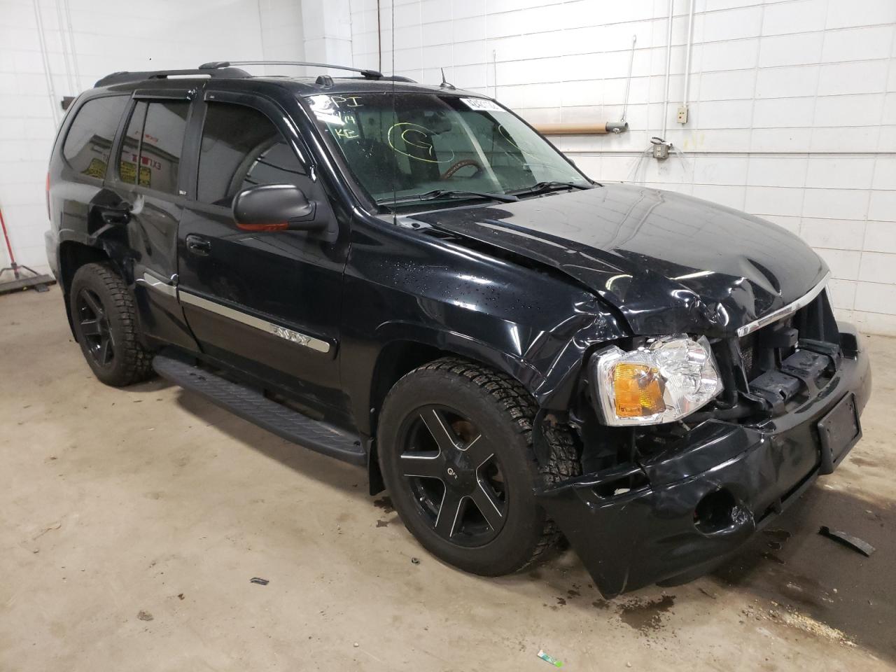 GMC ENVOY 2005 with VIN 1GKDT13S852372732 - Photo from auction