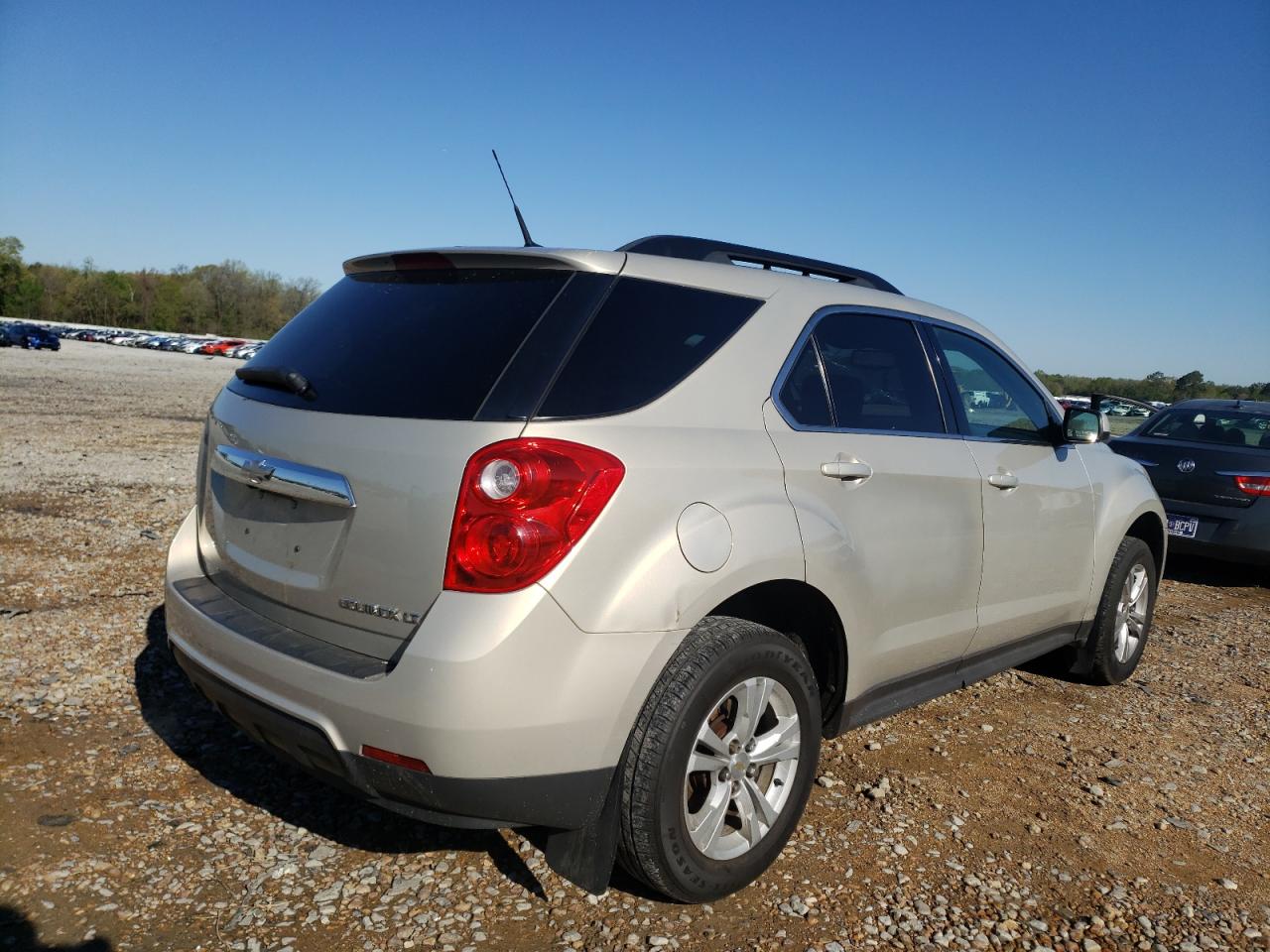 Photo 4 from auction – 2011 CHEVROLET EQUINOX LT with VIN 2GNALDECXB1252052