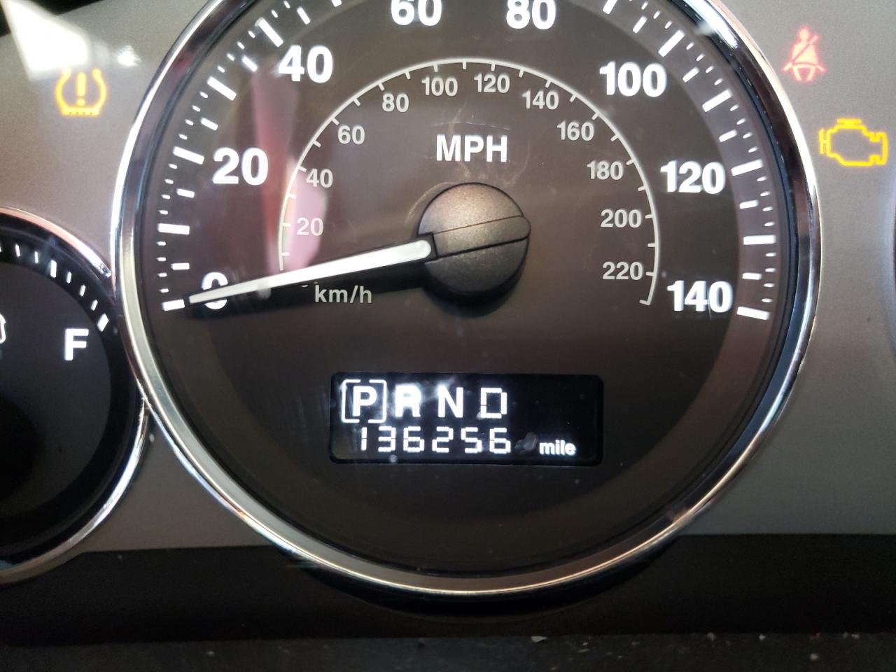 Photo 8 from auction – 2008 JEEP COMMANDER with VIN 1J8HG58228C245063
