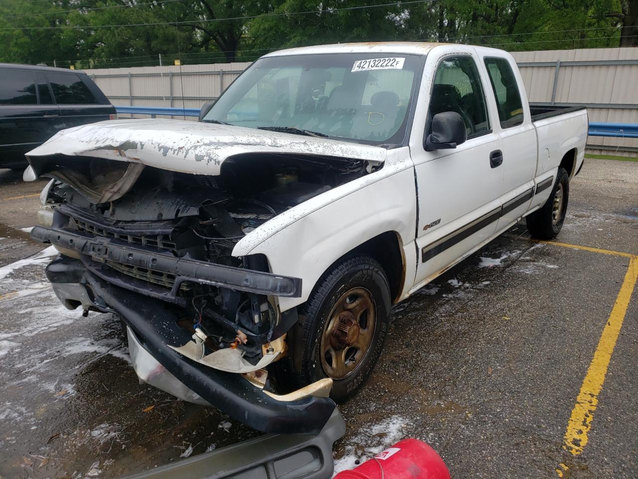 Photo 2 from auction – 2000 CHEVROLET SILVERADO with VIN 2GCEC19V1Y1386901