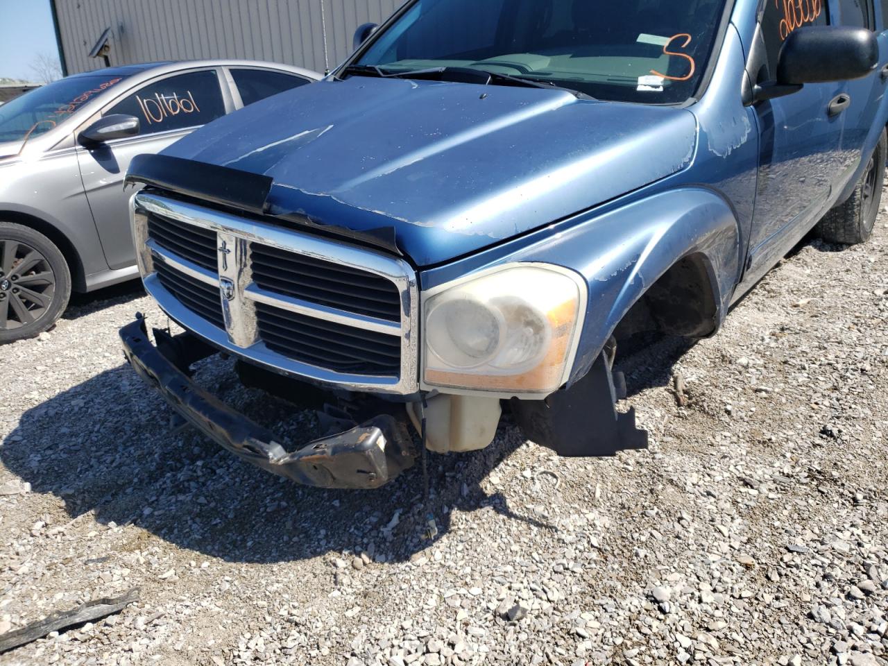 Photo 9 from auction – 2004 DODGE DURANGO SL with VIN 1D4HB48N34F205340