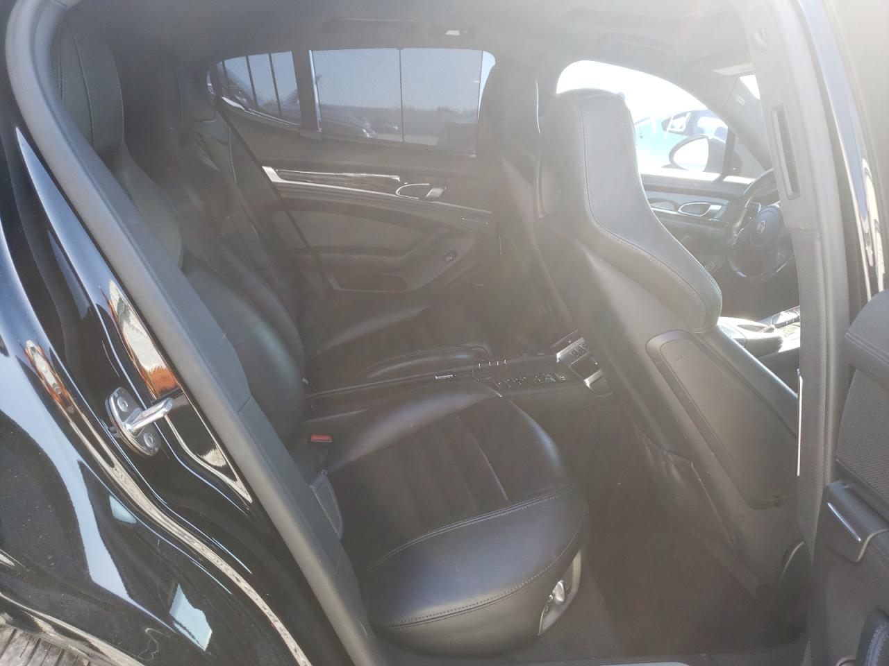 Photo 6 from auction – 2012 PORSCHE PANAMERA T with VIN WP0AC2A74CL090615