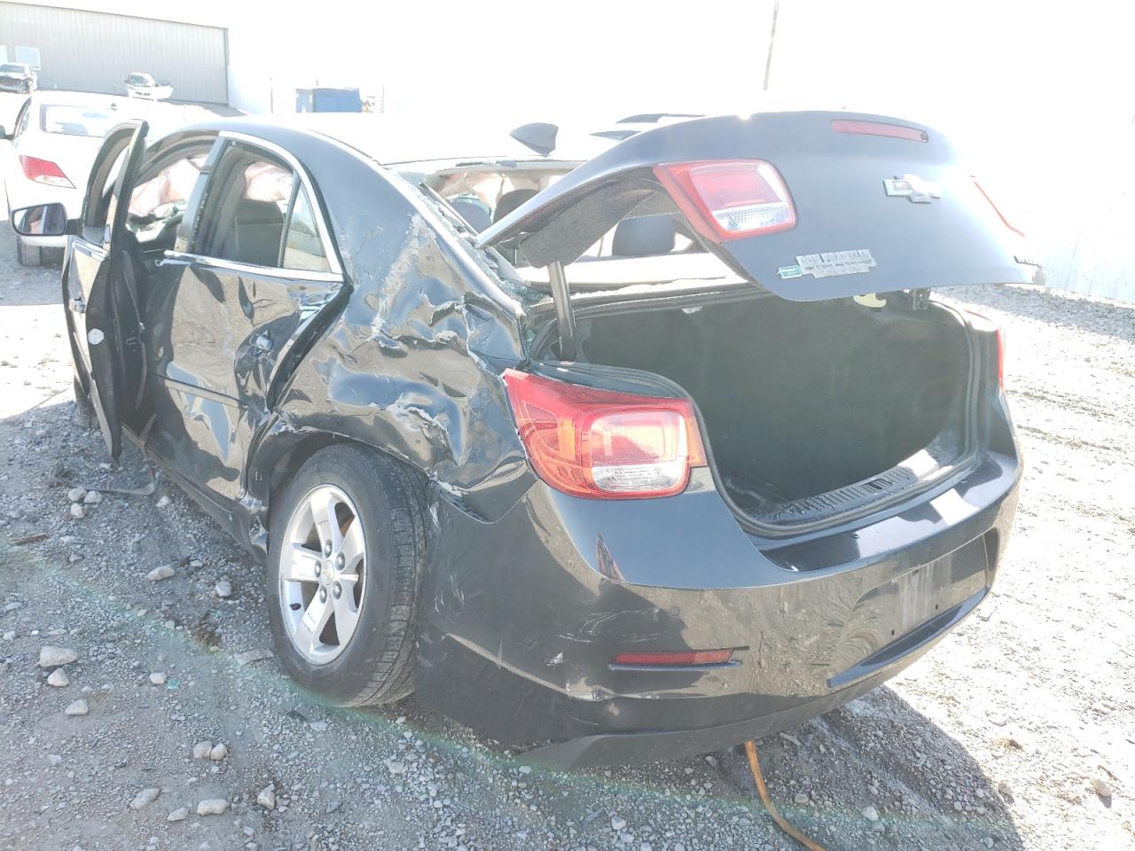 Photo 3 from auction – 2015 CHEVROLET MALIBU LS with VIN 1G11B5SL9FF239449