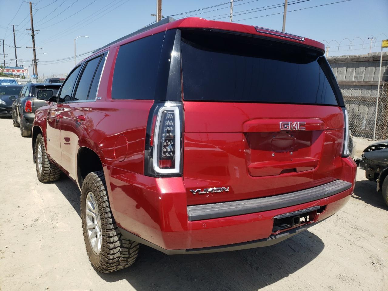 Photo 3 from auction – 2015 GMC YUKON SLT with VIN 1GKS2BKC6FR578392