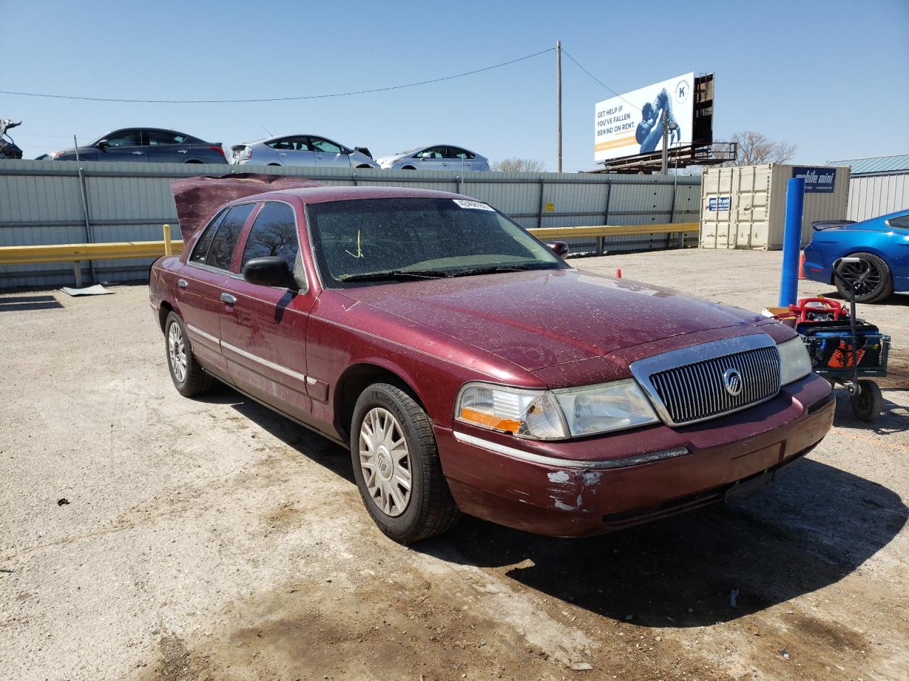 MERCURY GRAND MARQ 2004 with VIN 2MEFM74W84X660444 - Photo from auction