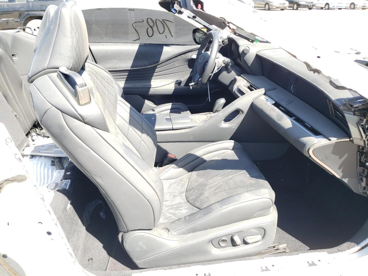 Photo 5 from auction – 2021 LEXUS LC 500 with VIN JTHKPAAY0MA103190