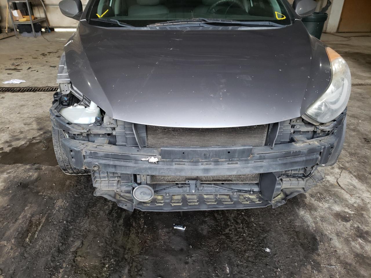 Photo 9 from auction – 2011 HYUNDAI ELANTRA GL with VIN 5NPDH4AE2BH036855