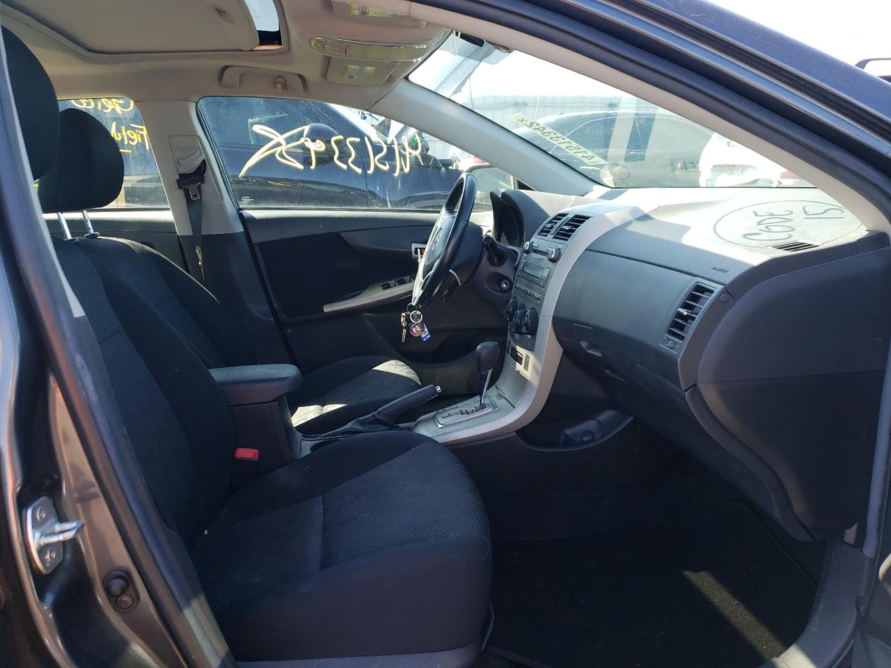 Photo 5 from auction – 2010 TOYOTA COROLLA BA with VIN 2T1BU4EE2AC402750