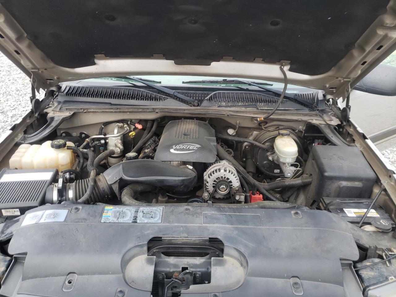 Photo 7 from auction – 2005 CHEVROLET SILVERADO with VIN 1GCEK19V95Z239652