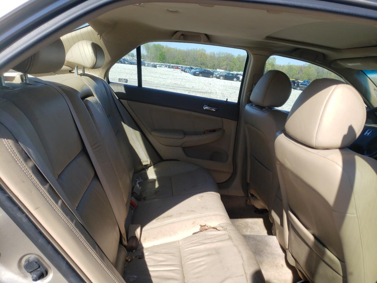 Photo 6 from auction – 2003 HONDA ACCORD EX with VIN JHMCM56653C054194