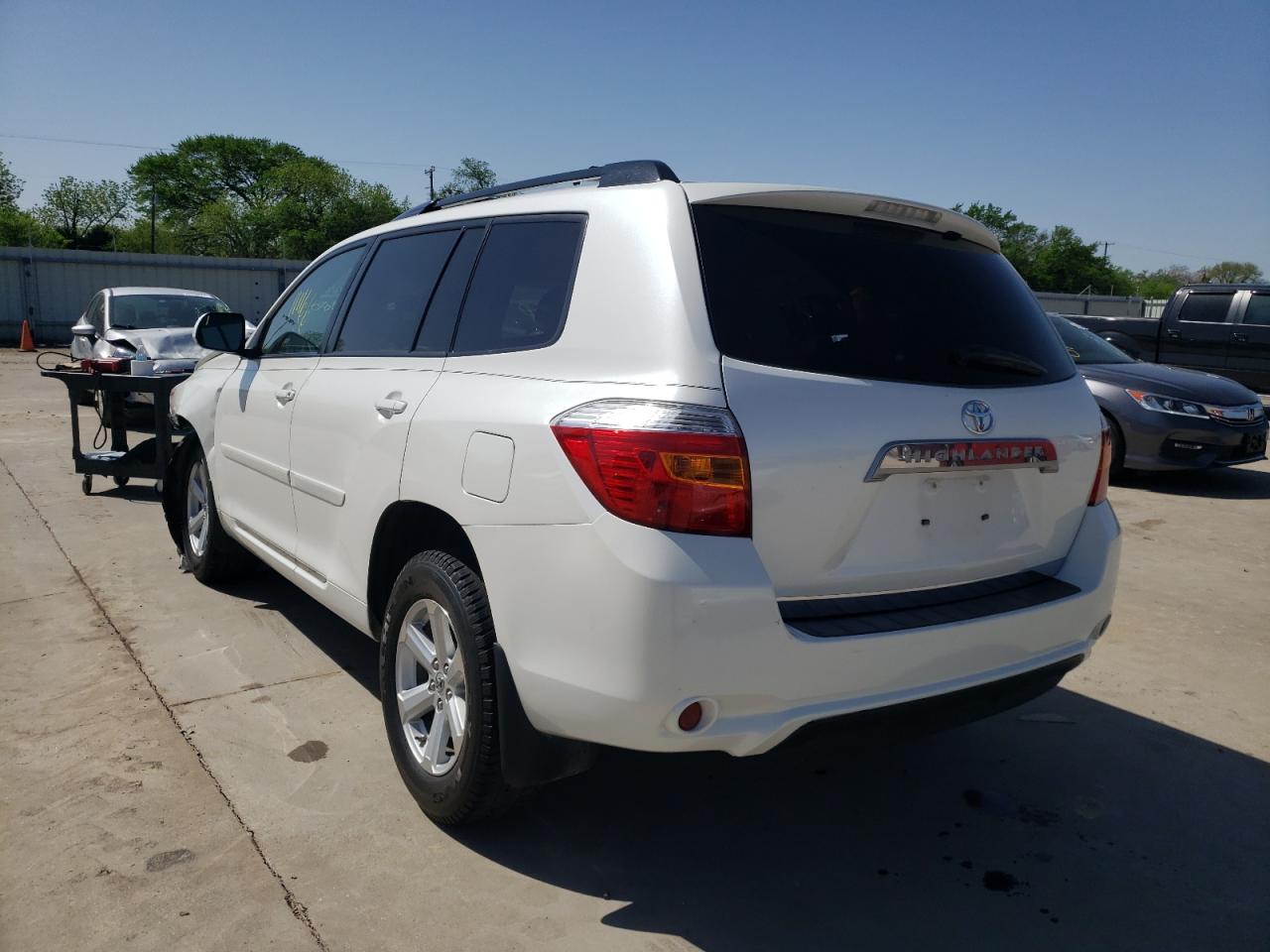 Photo 3 from auction – 2010 TOYOTA HIGHLANDER with VIN 5TDZA3EH4AS006936