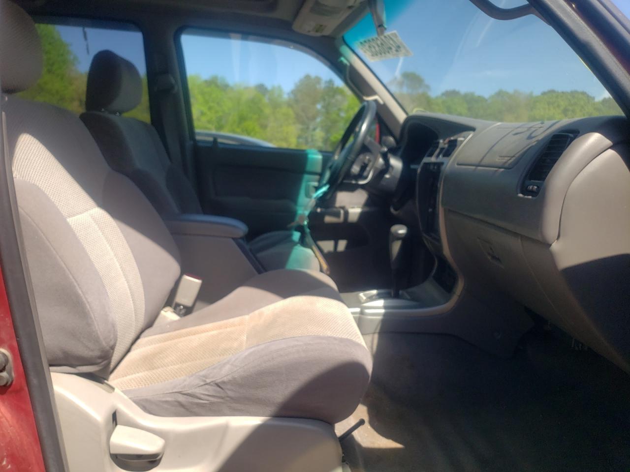 Photo 5 from auction – 2002 TOYOTA 4RUNNER SR with VIN JT3GN86R220239089