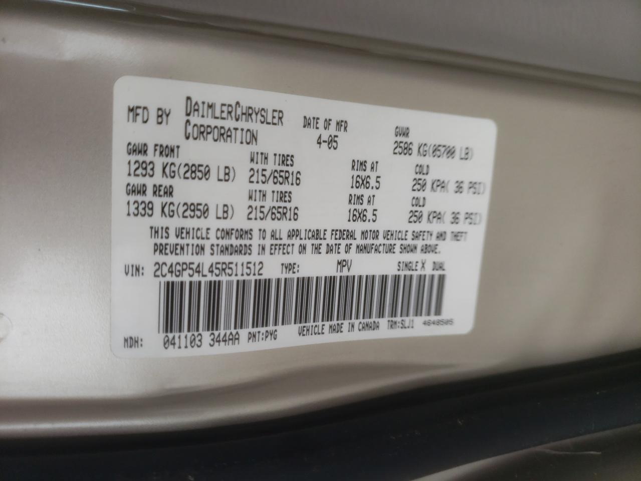 Photo 10 from auction – 2005 CHRYSLER TOWN & COU with VIN 2C4GP54L45R511512