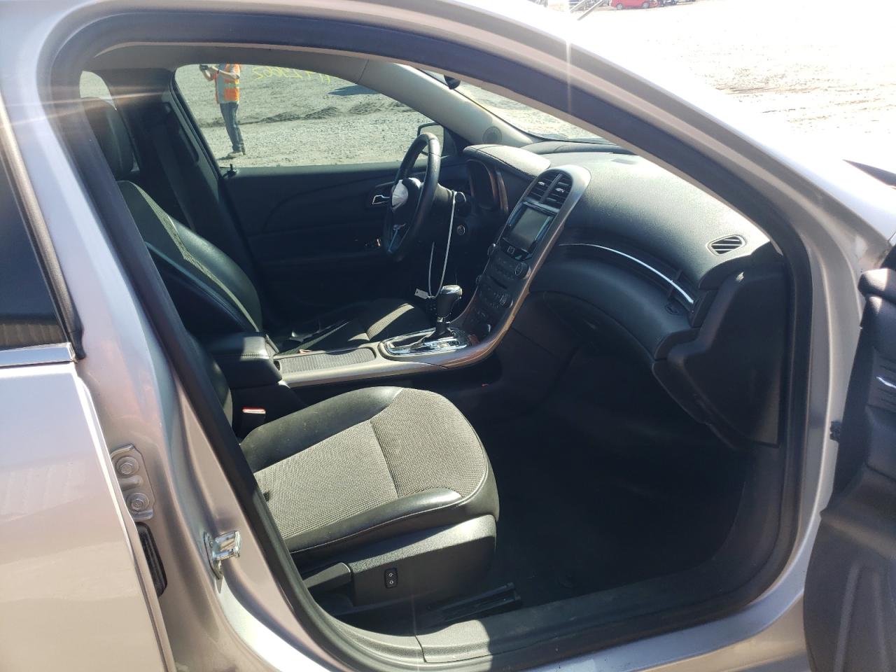 Photo 5 from auction – 2013 CHEVROLET MALIBU 1LT with VIN 1G11C5SA3DF178026