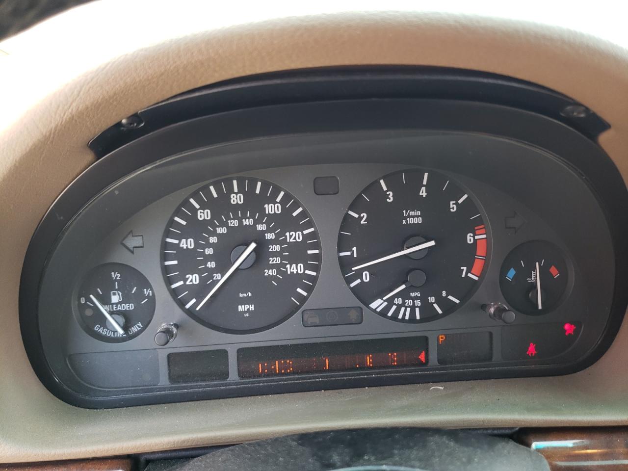 Photo 8 from auction – 2001 BMW 740 IL with VIN WBAGH83441DP19490