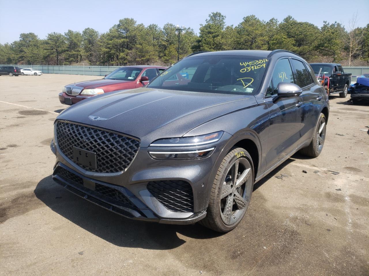 Photo 2 from auction – 2022 GENESIS GV70 BASE with VIN KMUMCDTC6NU039209