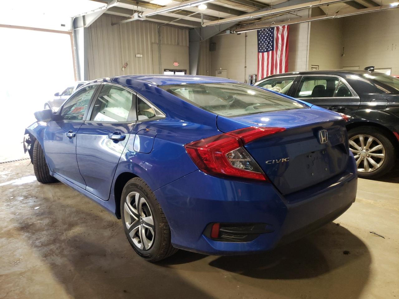 Photo 3 from auction – 2018 HONDA CIVIC LX with VIN 2HGFC2F53JH565695