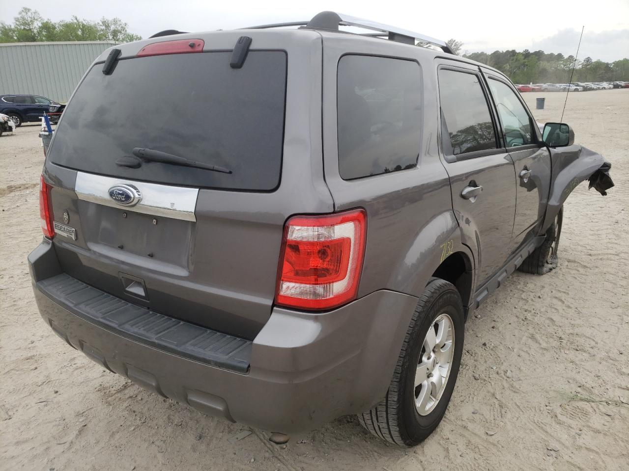 Photo 4 from auction – 2012 FORD ESCAPE LIM with VIN 1FMCU0E72CKC18128
