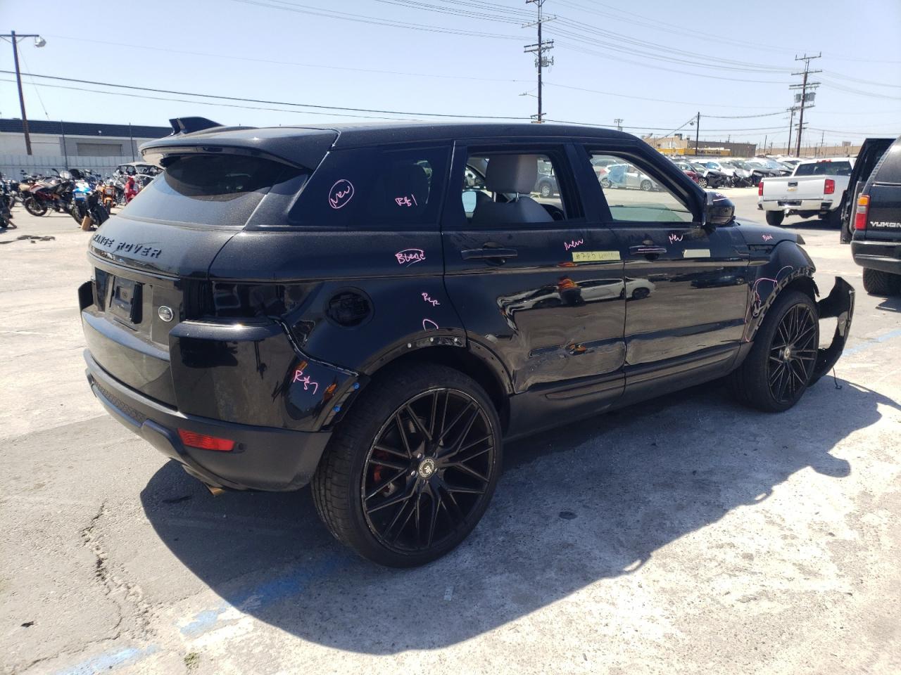 Photo 4 from auction – 2017 LAND ROVER RANGE ROVE with VIN SALVP2BG7HH232219