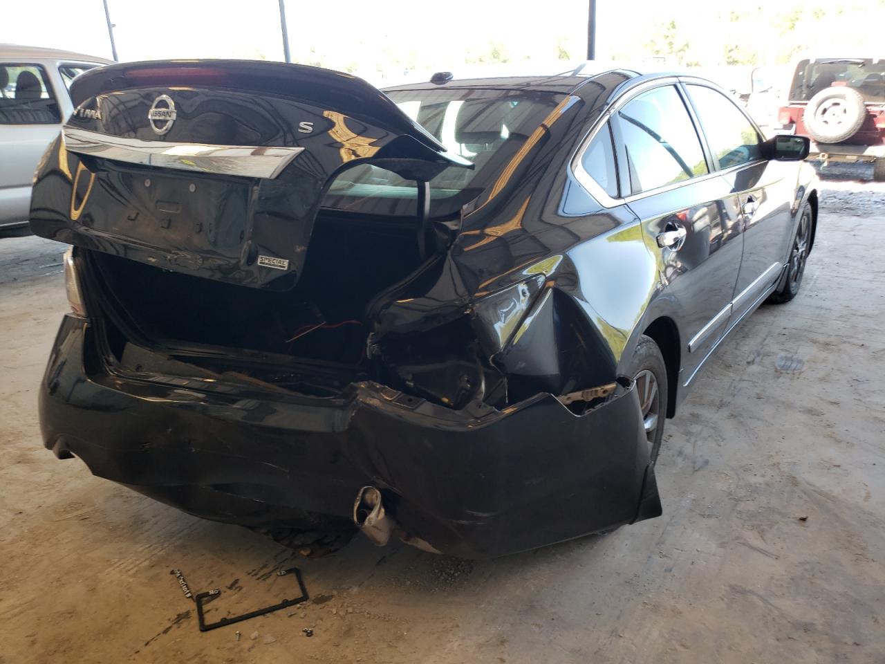 Photo 4 from auction – 2015 NISSAN ALTIMA 2.5 with VIN 1N4AL3AP7FC594740