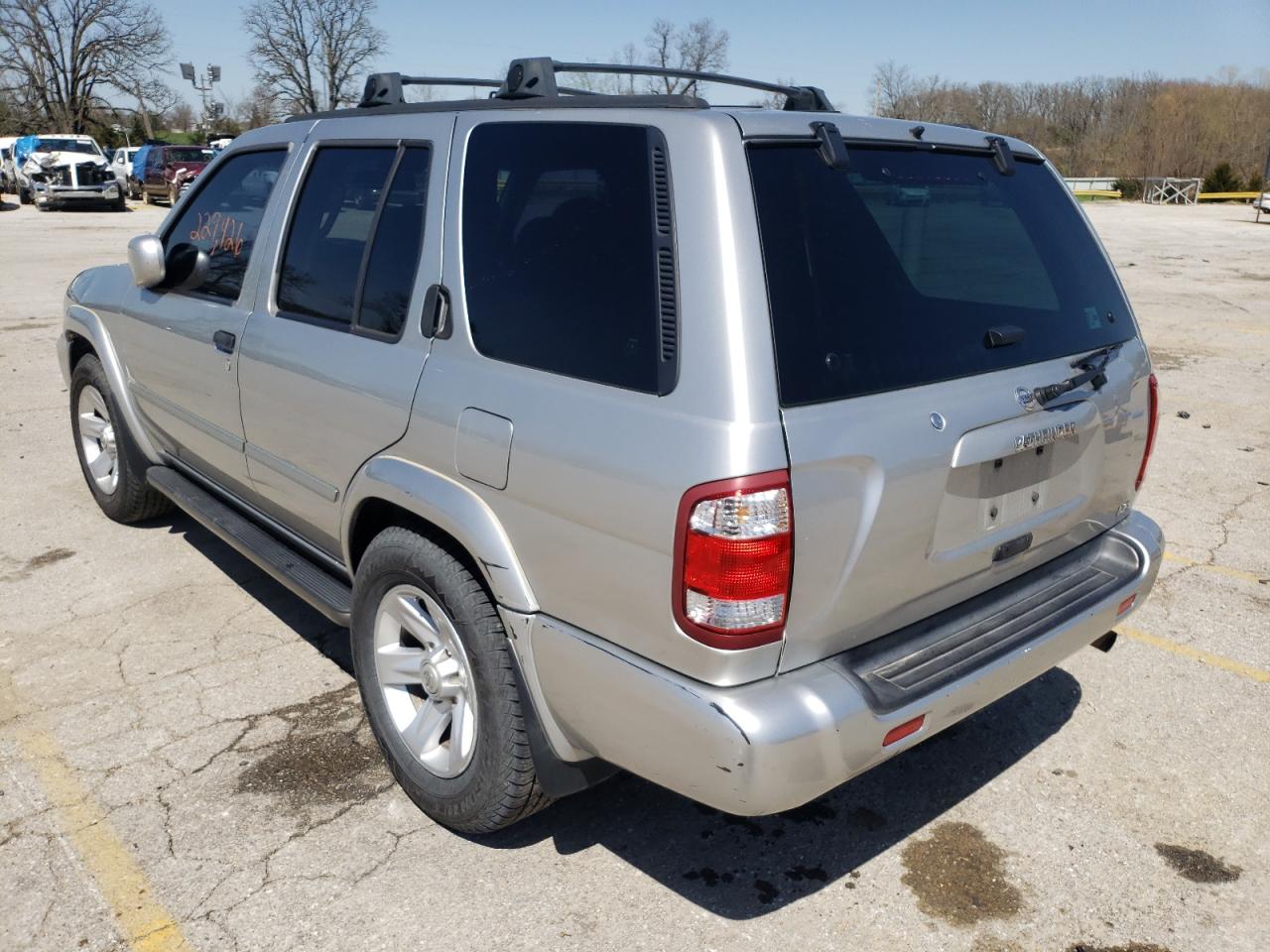 Photo 3 from auction – 2003 NISSAN PATHFINDER with VIN JN8DR09X83W713435