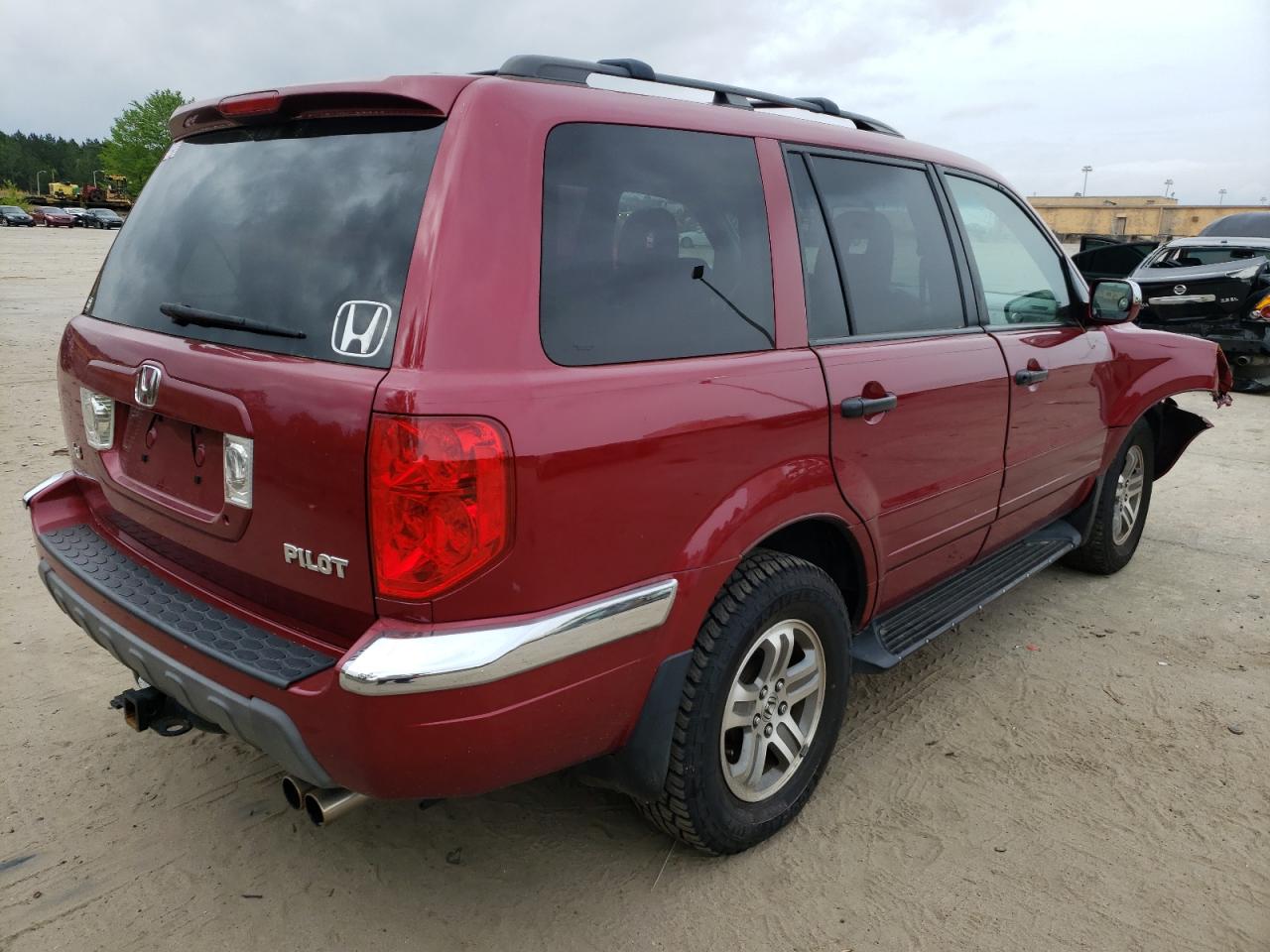 Photo 4 from auction – 2003 HONDA PILOT EXL with VIN 2HKYF18663H520159