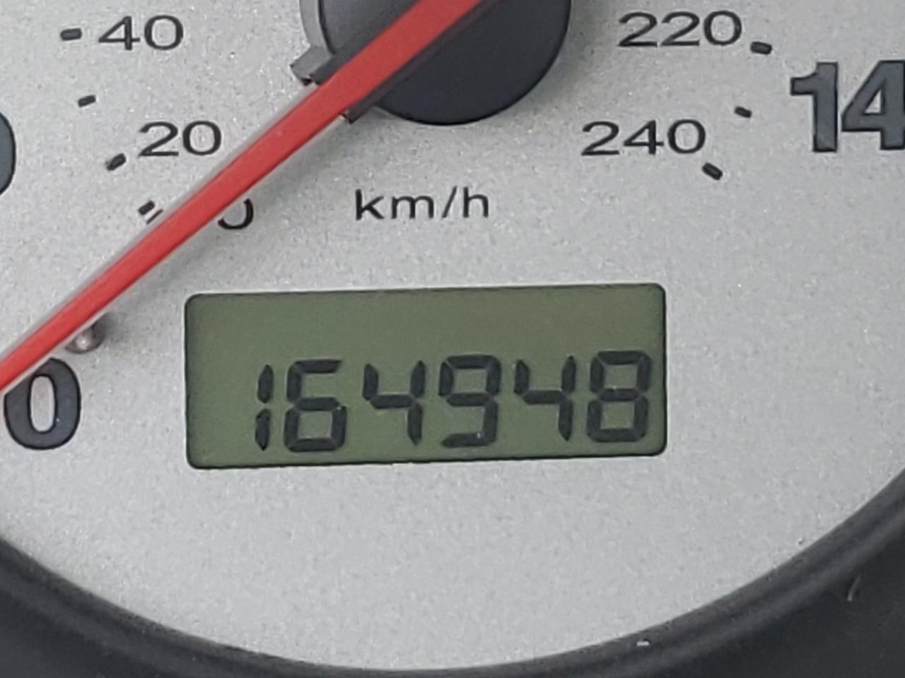 Photo 8 from auction – 2002 HONDA CIVIC LX with VIN 2HGES16522H505675
