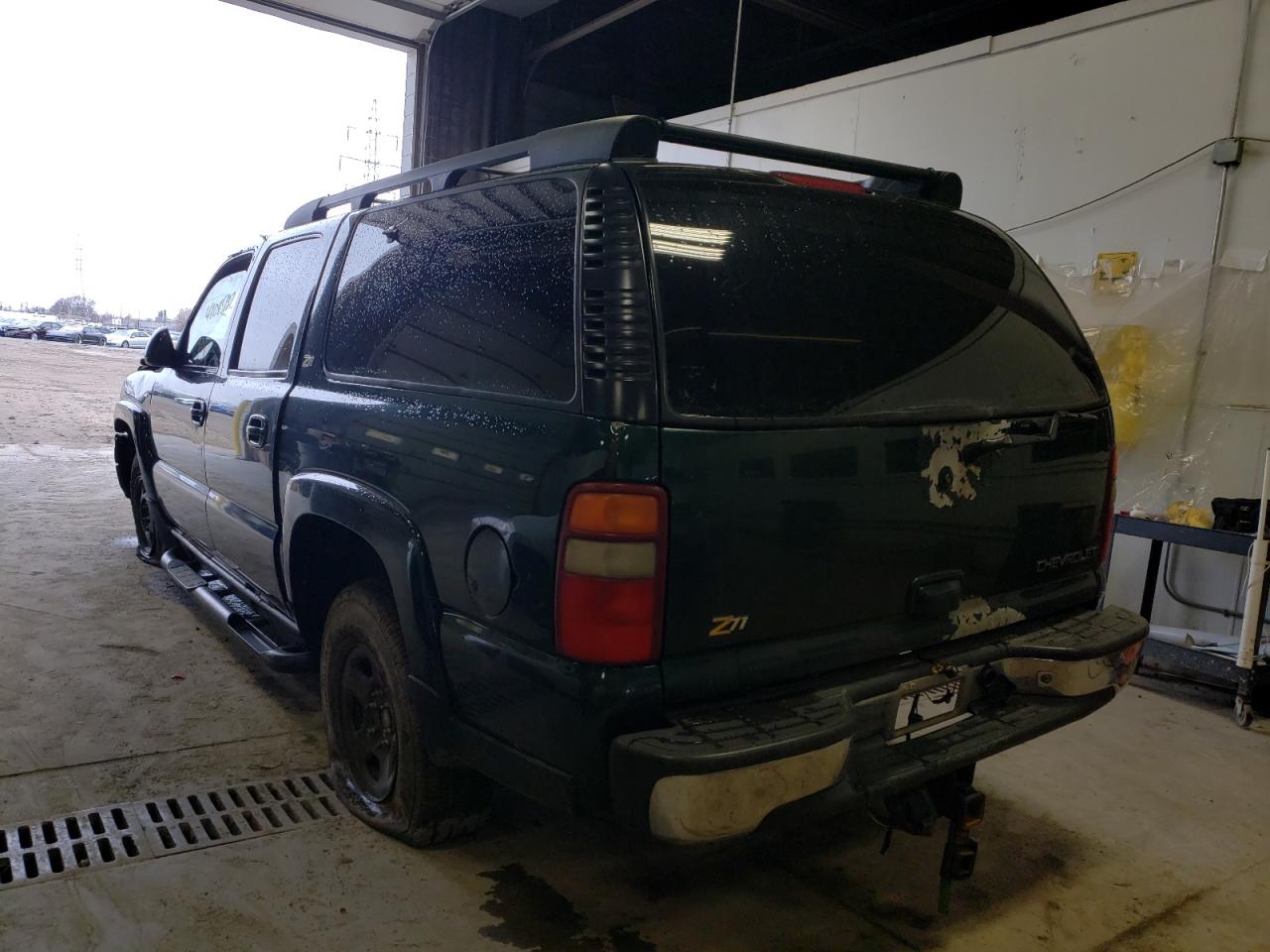 Photo 3 from auction – 2002 CHEVROLET SUBURBAN K with VIN 3GNFK16Z42G303384