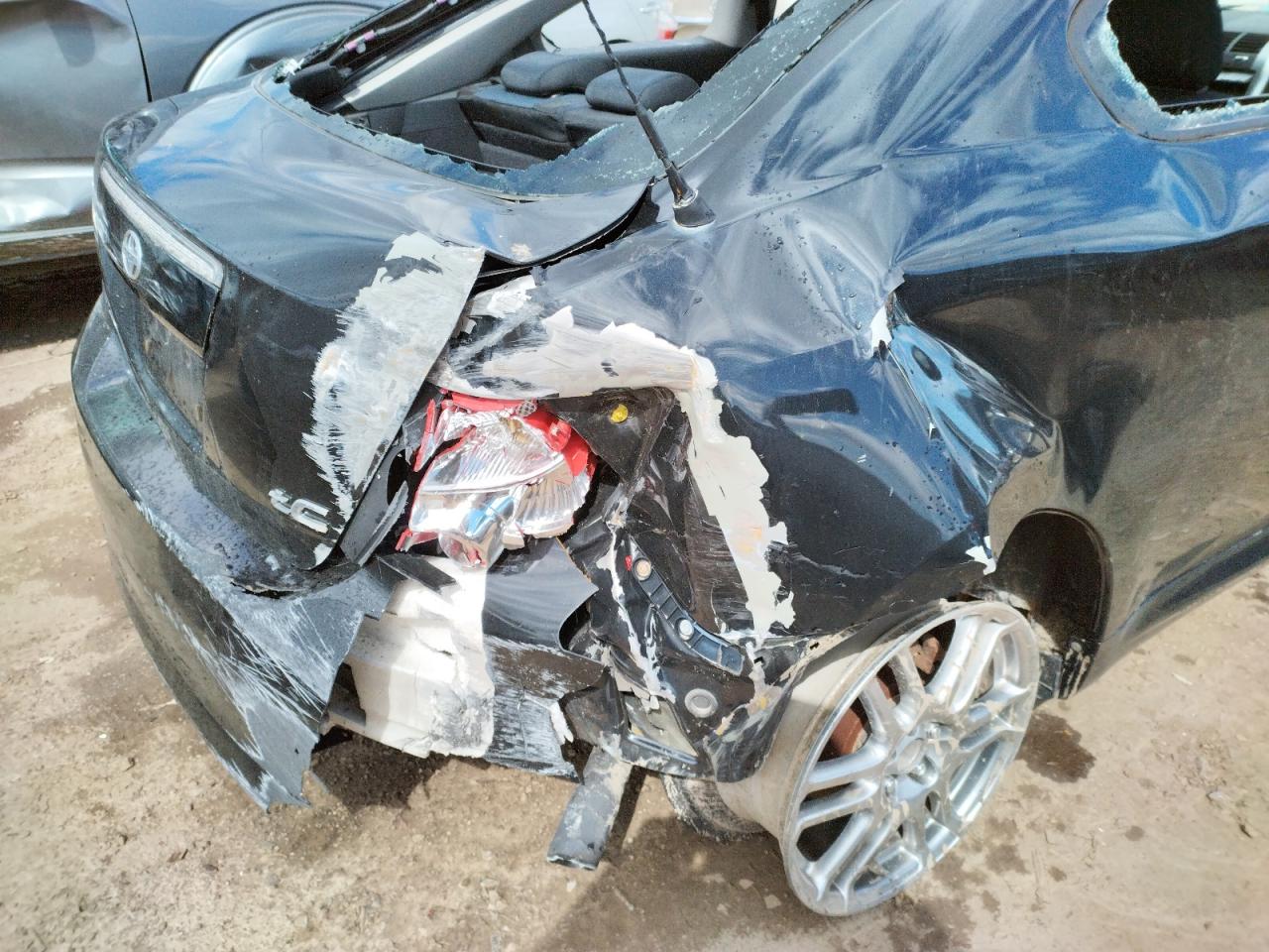 Photo 9 from auction – 2007 TOYOTA SCION TC with VIN JTKDE177070192406