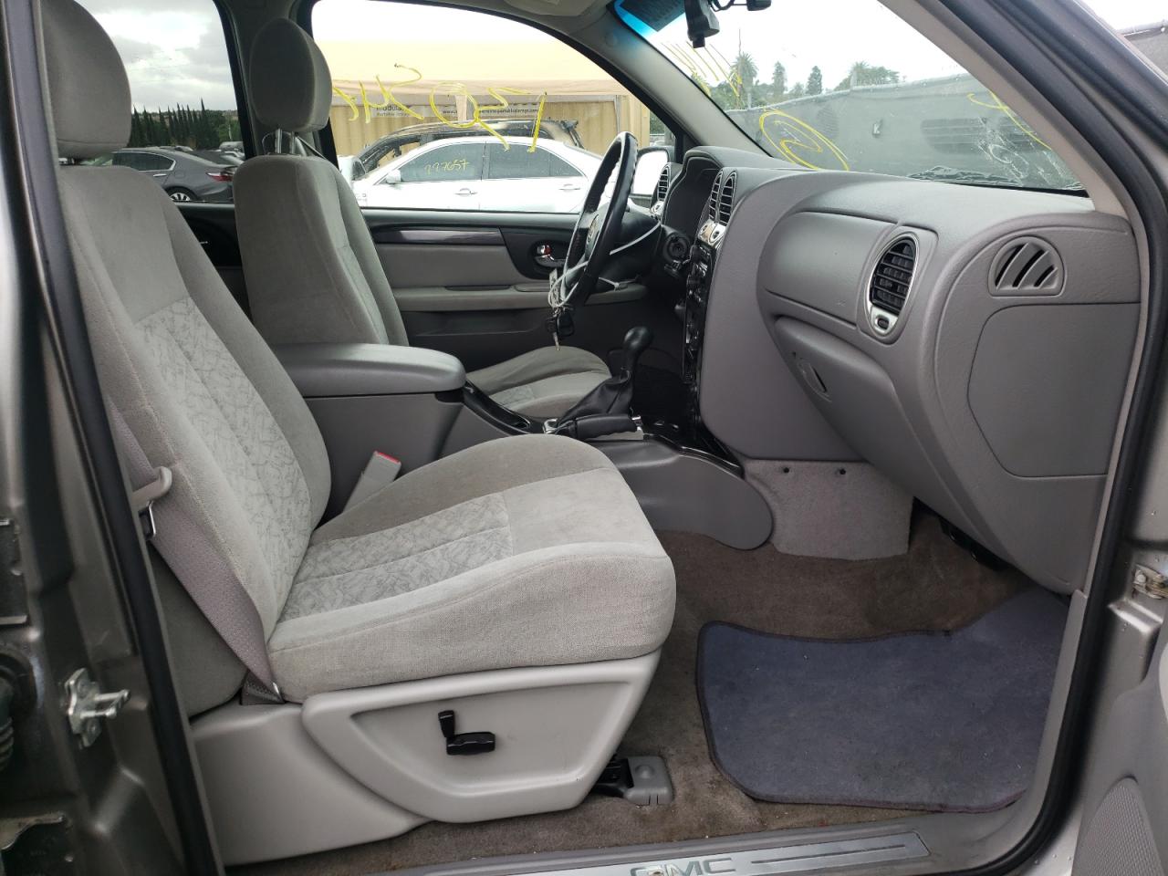 Photo 5 from auction – 2005 GMC ENVOY XL with VIN 1GKET16S056173747