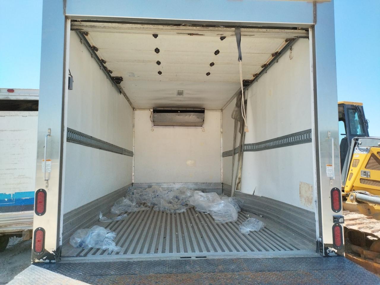 Photo 6 from auction – 2015 ISUZU NQR with VIN JALE5W167F7301411