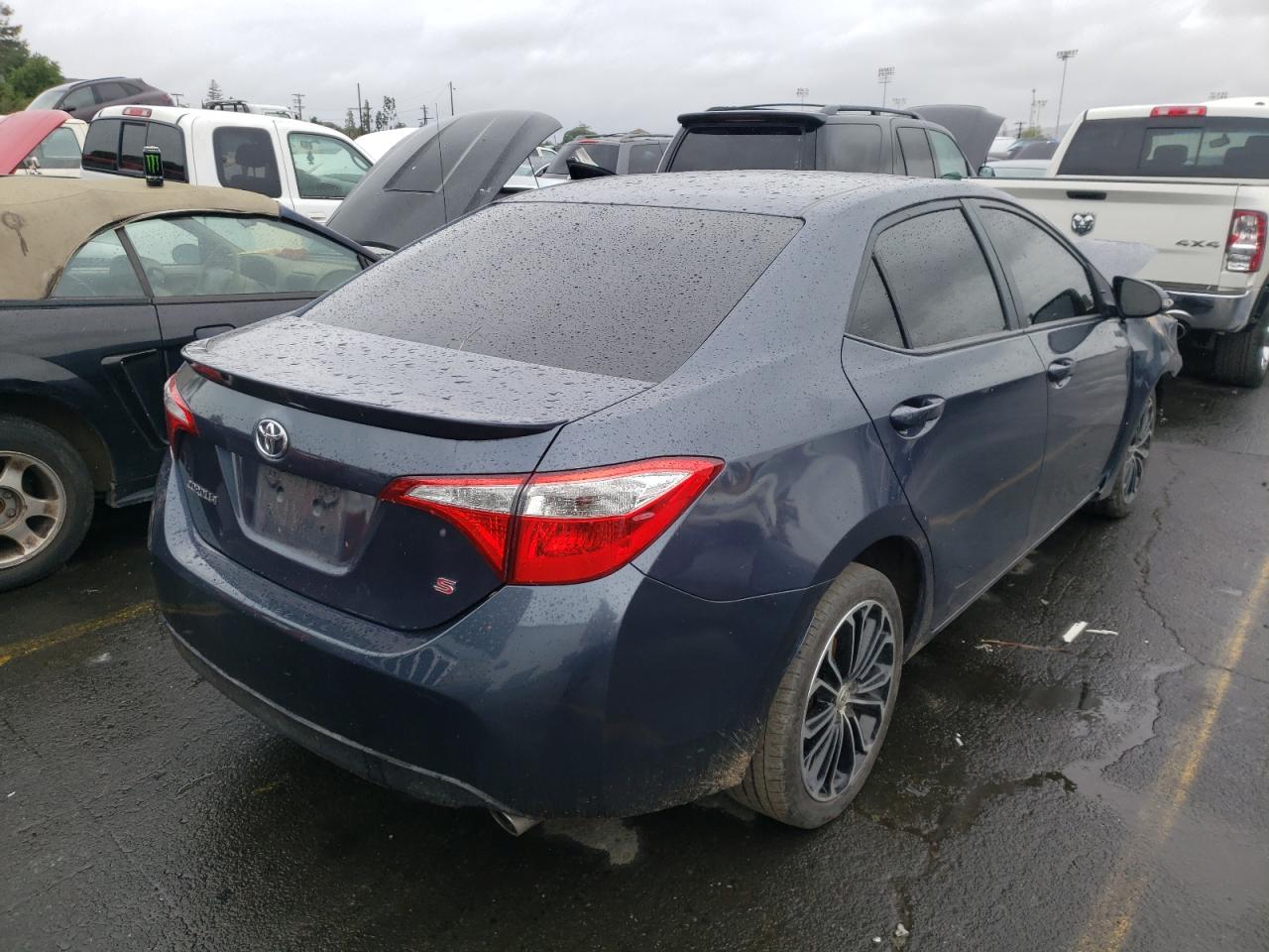 Photo 4 from auction – 2014 TOYOTA COROLLA L with VIN 5YFBURHE5EP119757