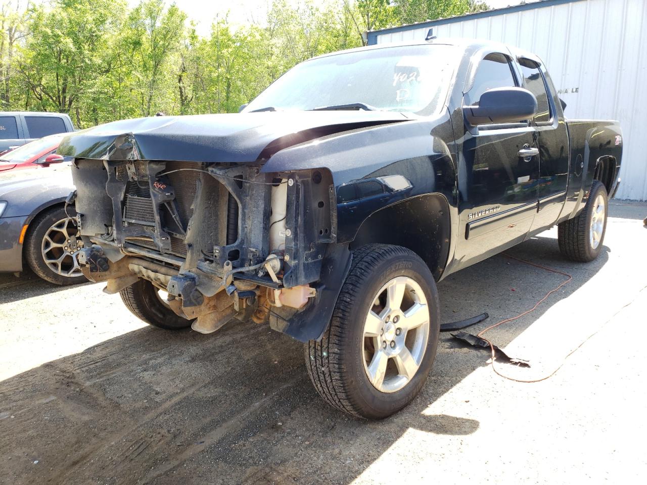 Photo 2 from auction – 2013 CHEVROLET SILVERADO with VIN 1GCRCSE08DZ402000