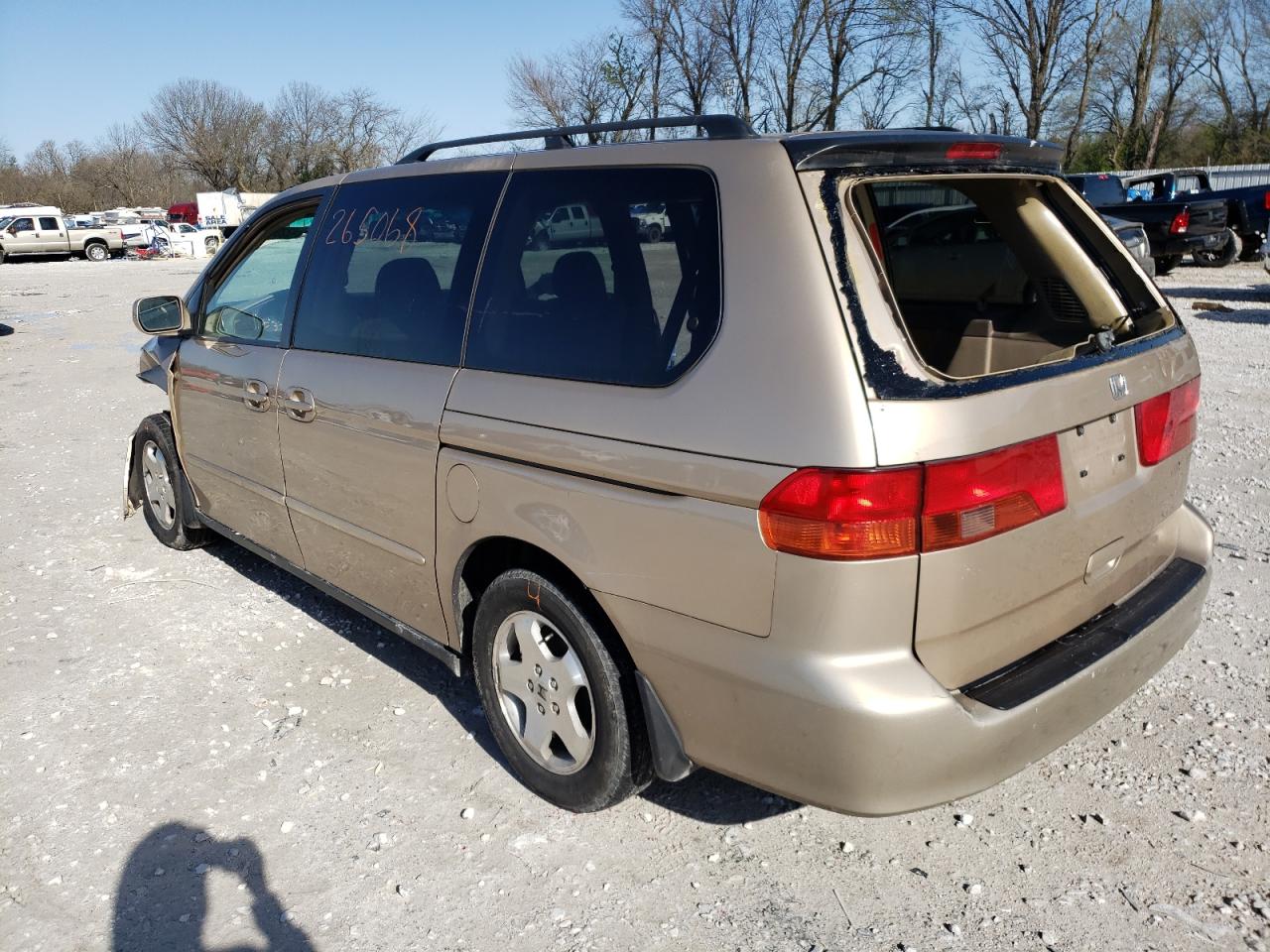 Photo 3 from auction – 2000 HONDA ODYSSEY with VIN 2HKRL186XYH625002