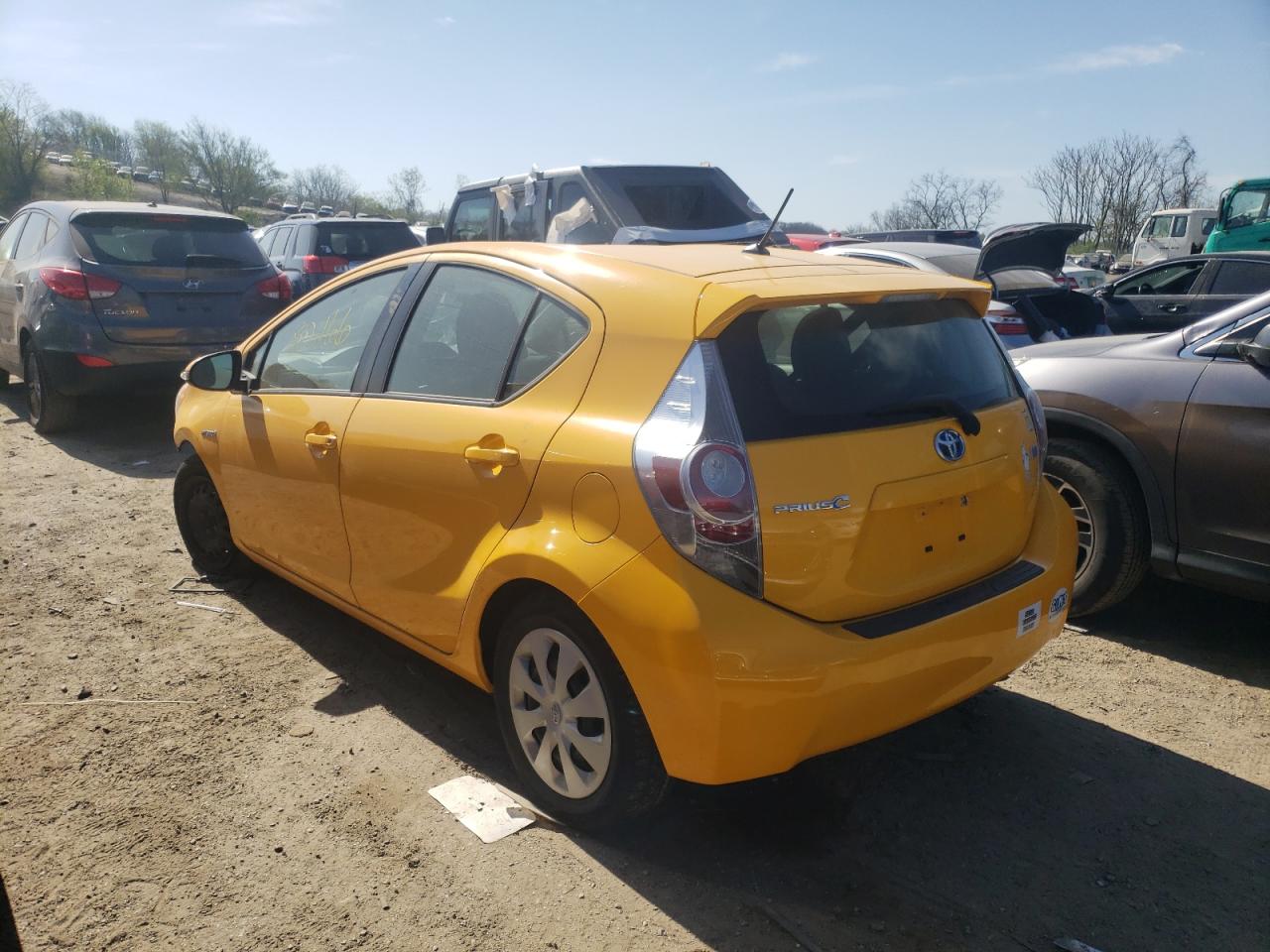 Photo 3 from auction – 2014 TOYOTA PRIUS C with VIN JTDKDTB39E1069972