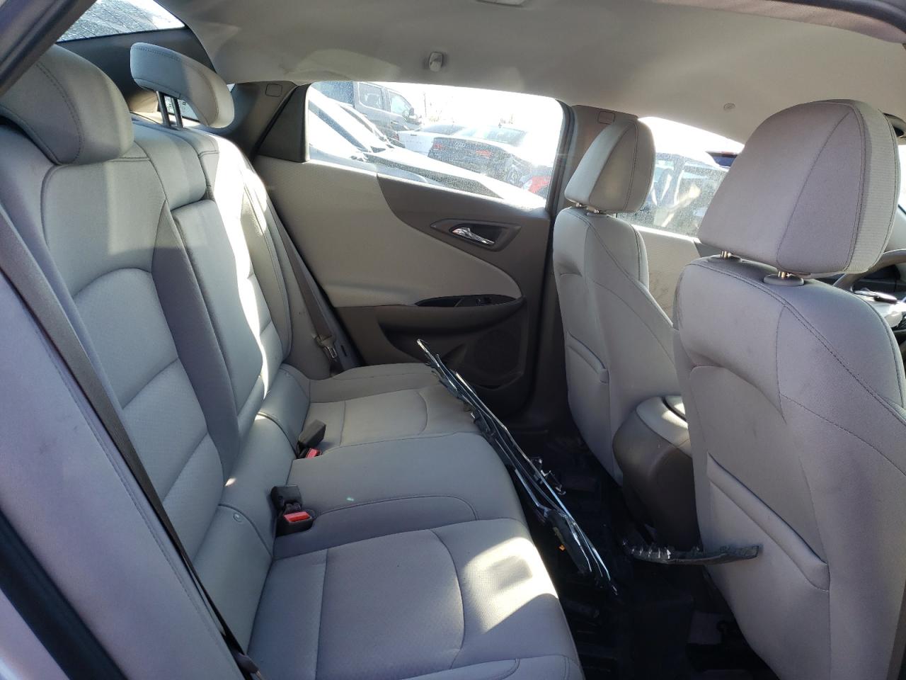 Photo 6 from auction – 2018 CHEVROLET MALIBU LS with VIN 1G1ZB5ST8JF173780