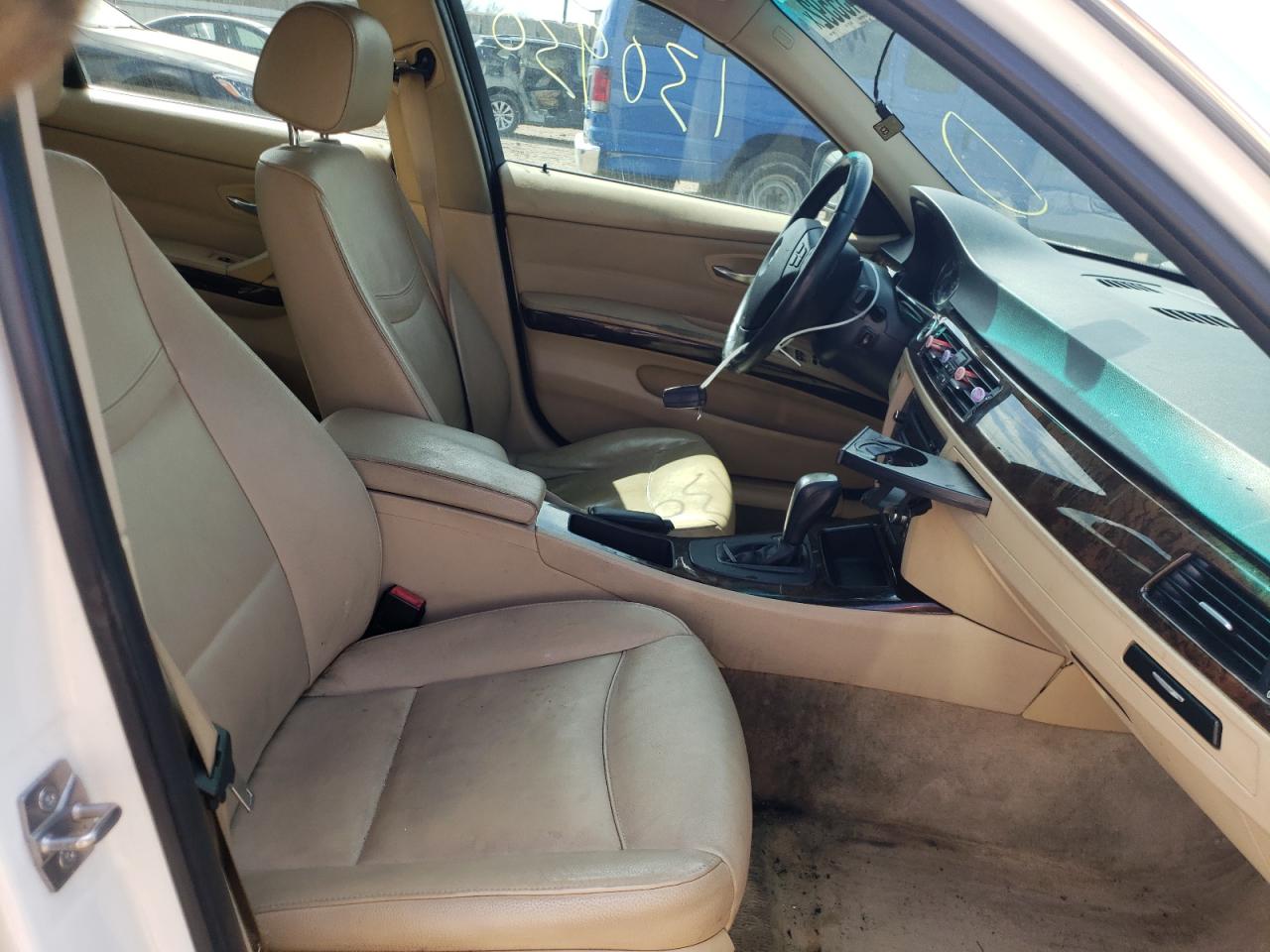 Photo 5 from auction – 2011 BMW 335 XI with VIN WBAPL5C52BA742288